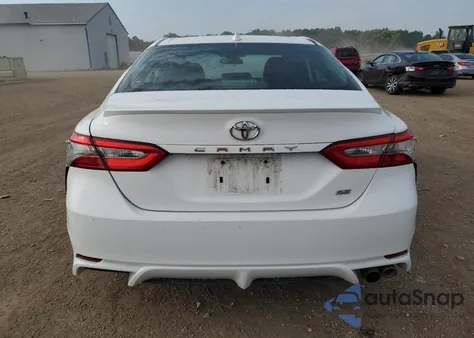 2019 Toyota Camry L z USA, uszkodzony, nr VIN 4T1B11HK4KU202087